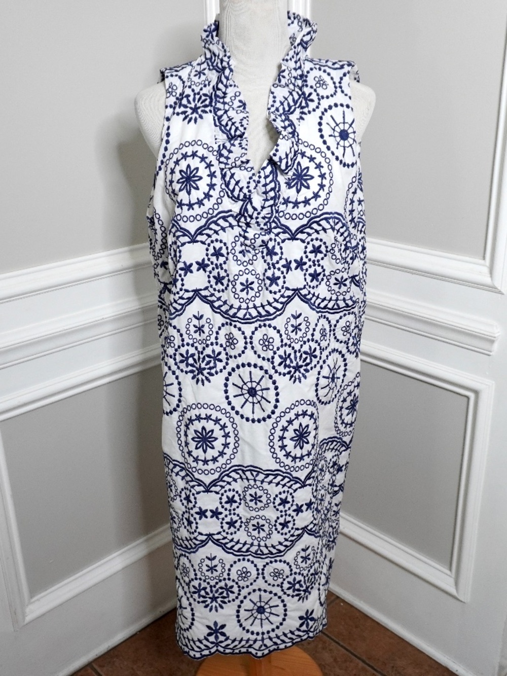Women's Robbie Bee Ruffled Neck Dress with Knitted Details, Size 12